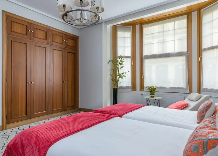 Gran Via 3 By Forever Rentals
